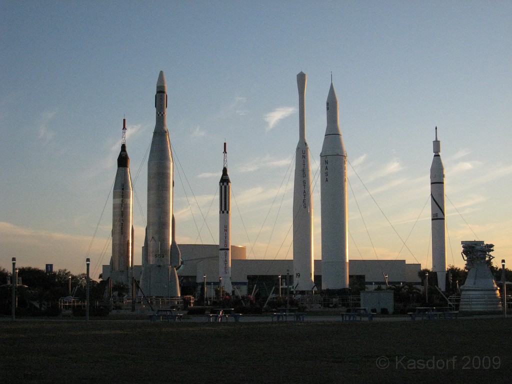 Disney 2010 D2 1110.jpg - January 9-11, 2010 Disney World Florida. Went to run the marathon. Sunday 5:40 AM start the race! Finish, go take a hot shower! Paul drove us over to Kennedy Space Center. Then buffet at Animal Kingdom for dinner!